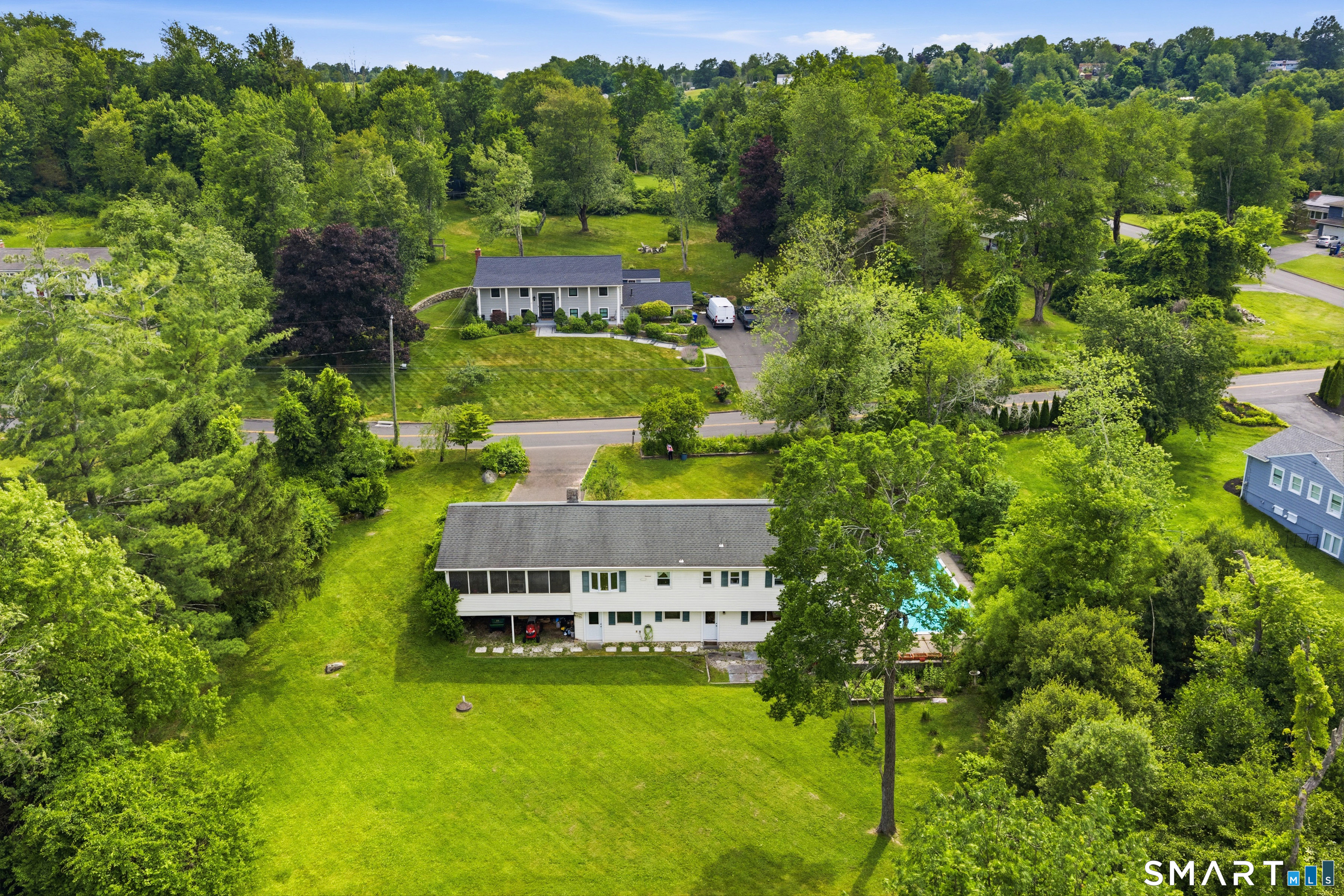 47 Tower Road Brookfield, CT 06804 - Photo 4 of 39