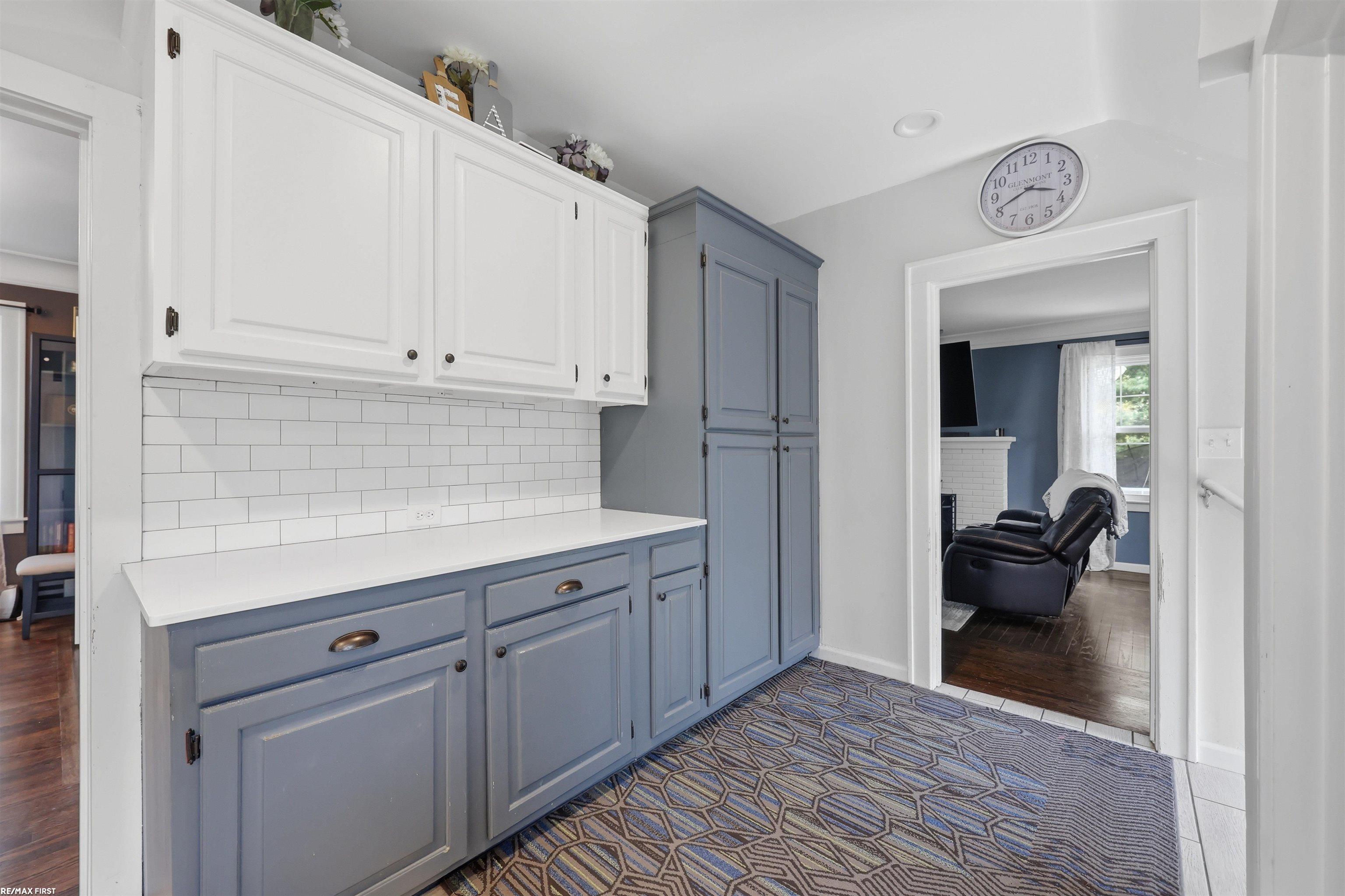 8490 Clinton River Road Sterling Heights, MI 48314 - Photo 19 of 61