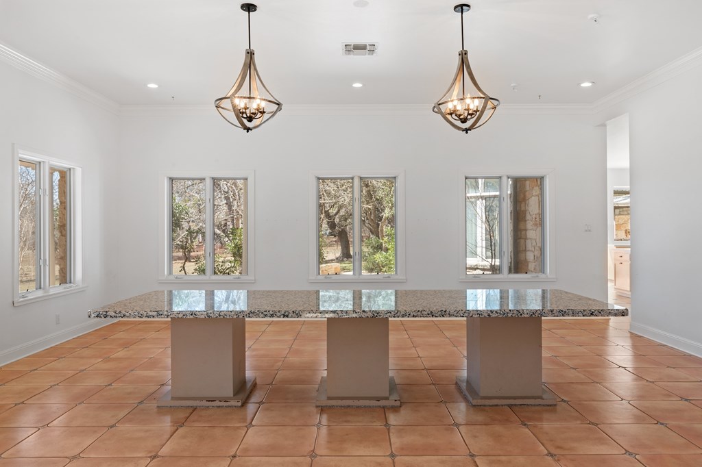 352 Pfeiffer Road Fredericksburg, TX 78624 - Photo 13 of 65