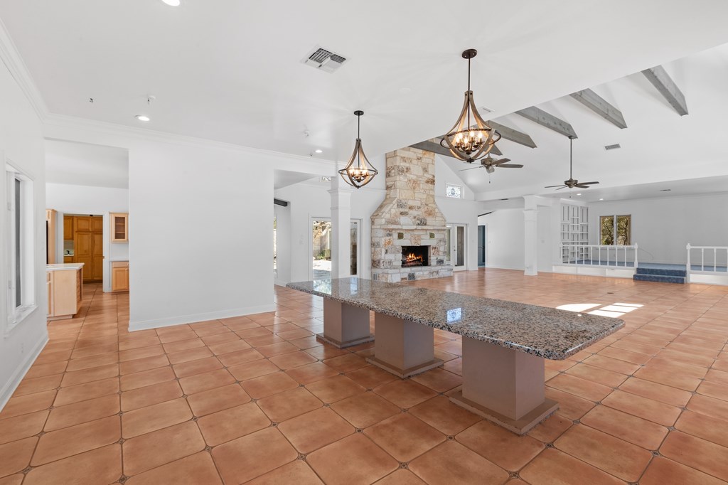 352 Pfeiffer Road Fredericksburg, TX 78624 - Photo 14 of 65