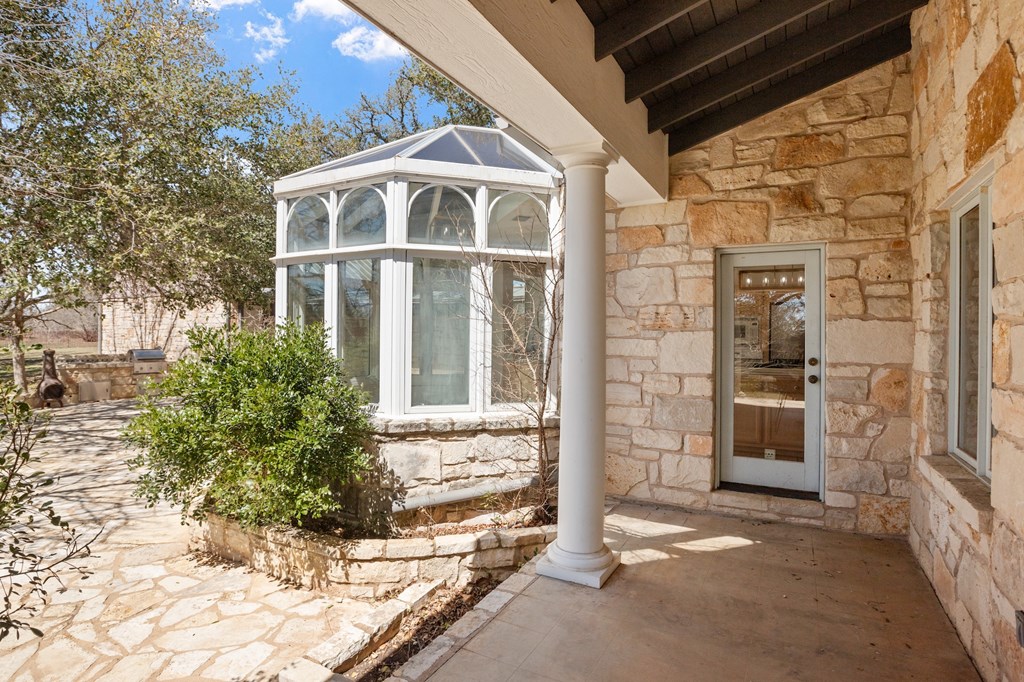 352 Pfeiffer Road Fredericksburg, TX 78624 - Photo 46 of 65
