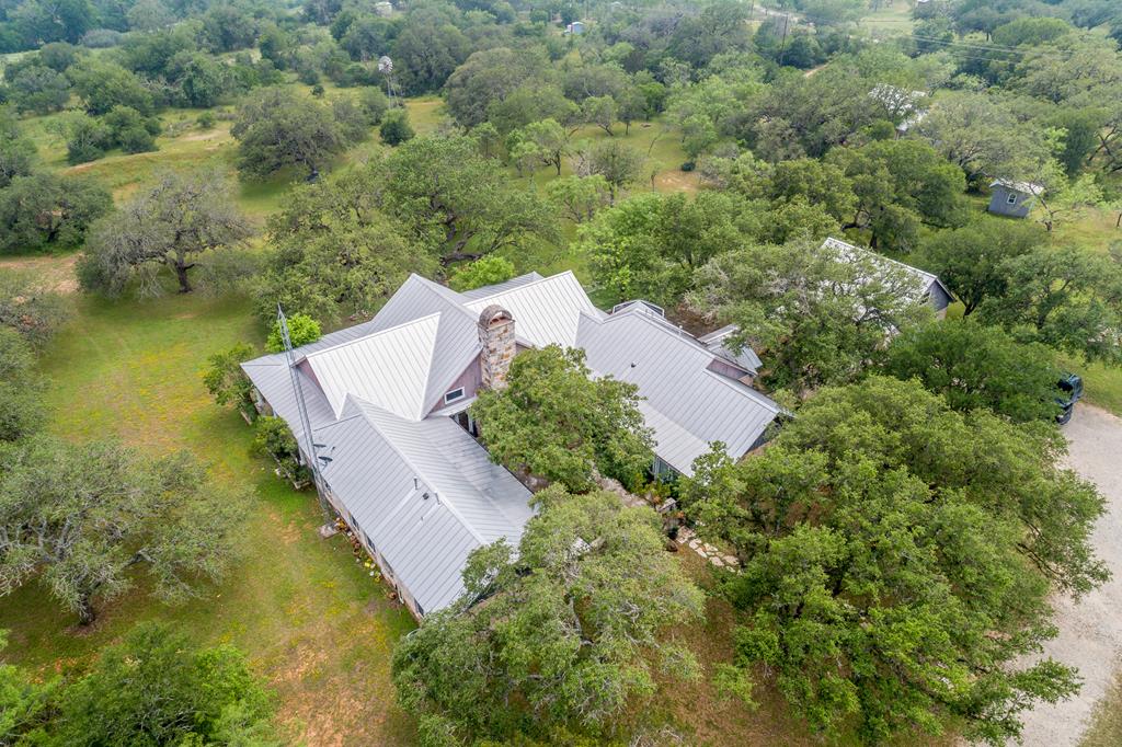 352 Pfeiffer Road Fredericksburg, TX 78624 - Photo 47 of 65