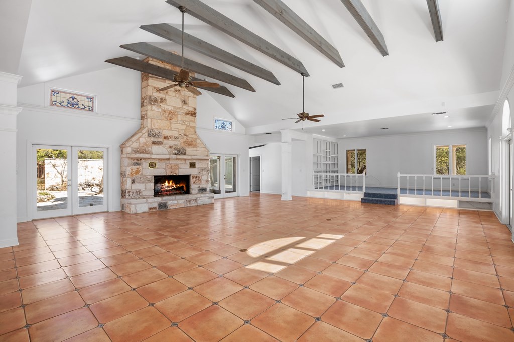 352 Pfeiffer Road Fredericksburg, TX 78624 - Photo 6 of 65