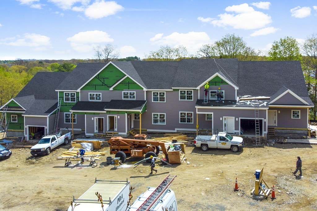 165 Cambridge Road, Unit 5 Woburn, MA 01801 - Photo 4 of 6 Gallery Image 4