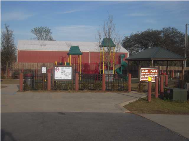 2140 Hagood Loop Crestview, FL 32536 - Photo 7 of 29 Gallery Image 7