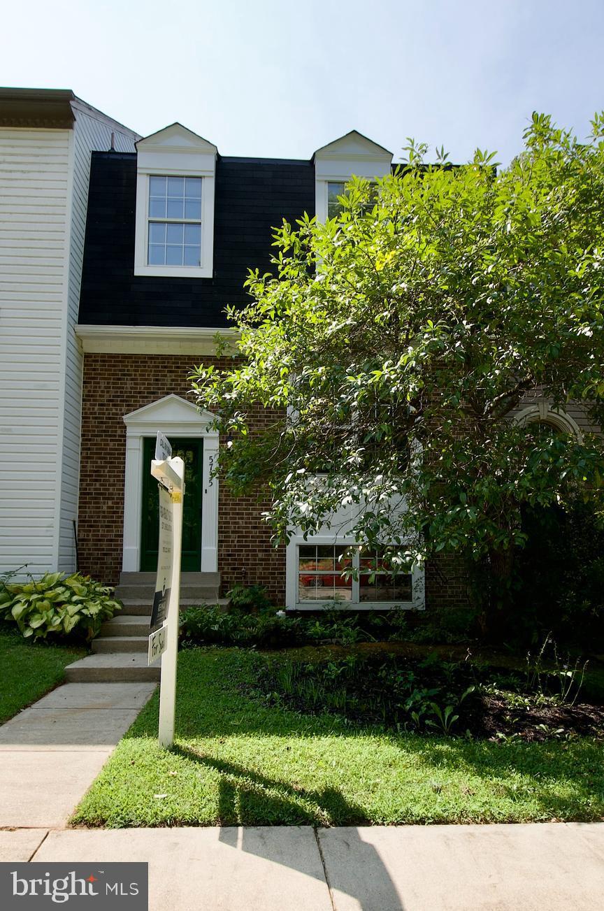 5735 Mason Bluff Drive Burke, VA 22015 - Photo 2 of 43