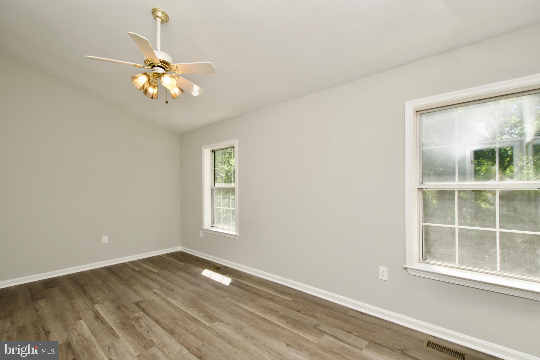 5735 Mason Bluff Drive Burke, VA 22015 - Photo 21 of 43 Primary Bedroom