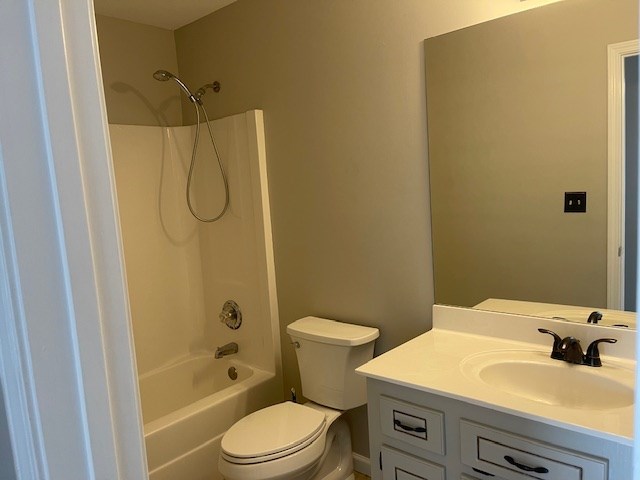 114 Nelson Ridge Drive Ball Ground, GA 30107 - Photo 12 of 15 Hallway full bathroom