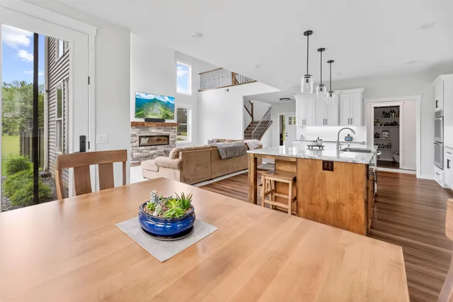 $674,900 | 4163 Canary Road, Grasston, MN 55030