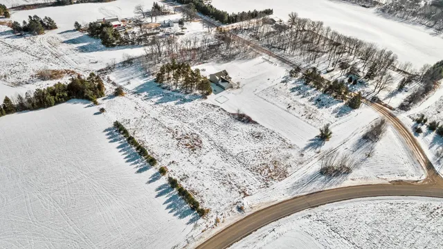 $674,900 | 4163 Canary Road, Grasston, MN 55030