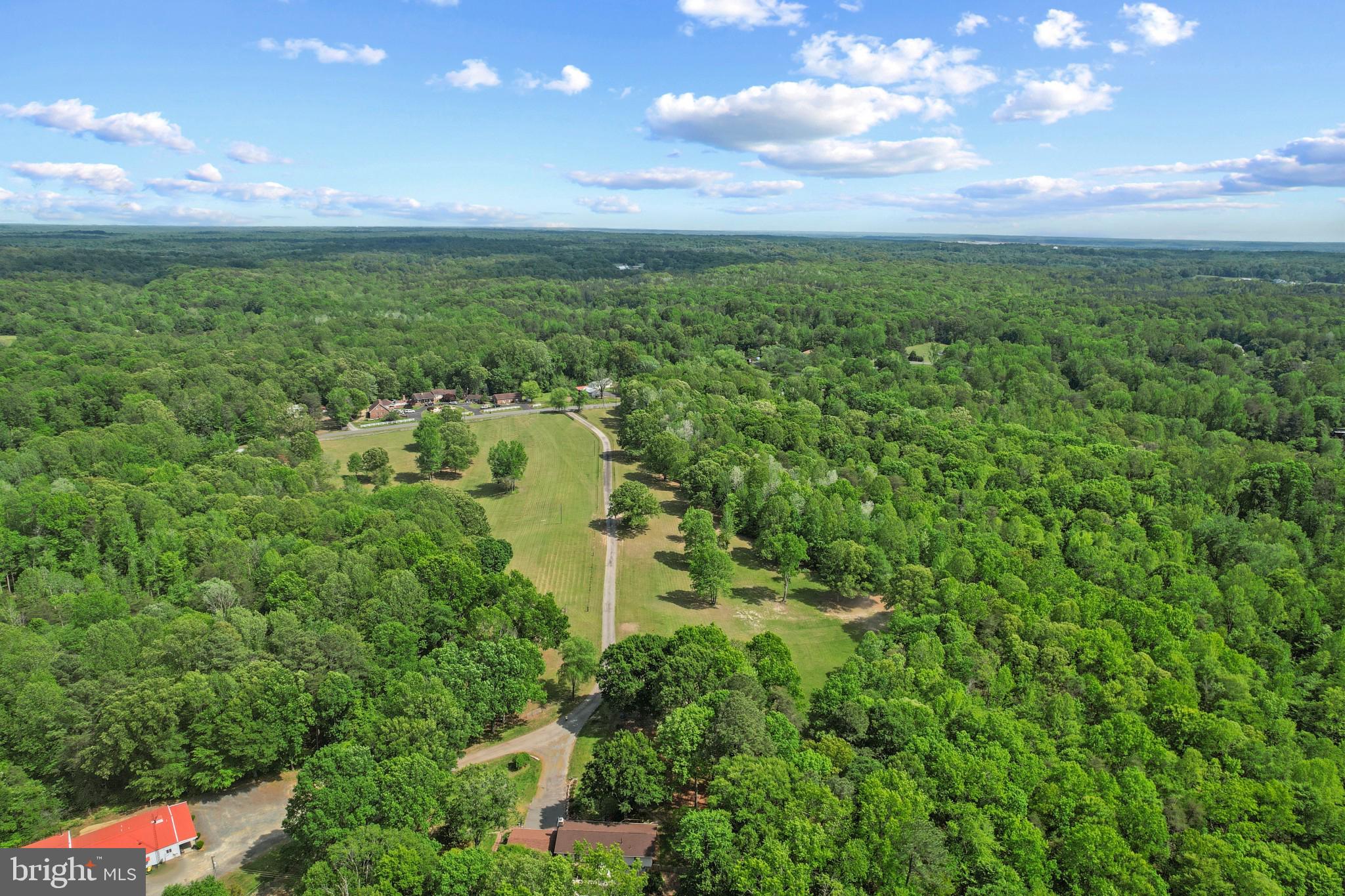 41 Wood Landing Road Fredericksburg, VA 22405 - Photo 3 of 79 a view of yard with ocean view