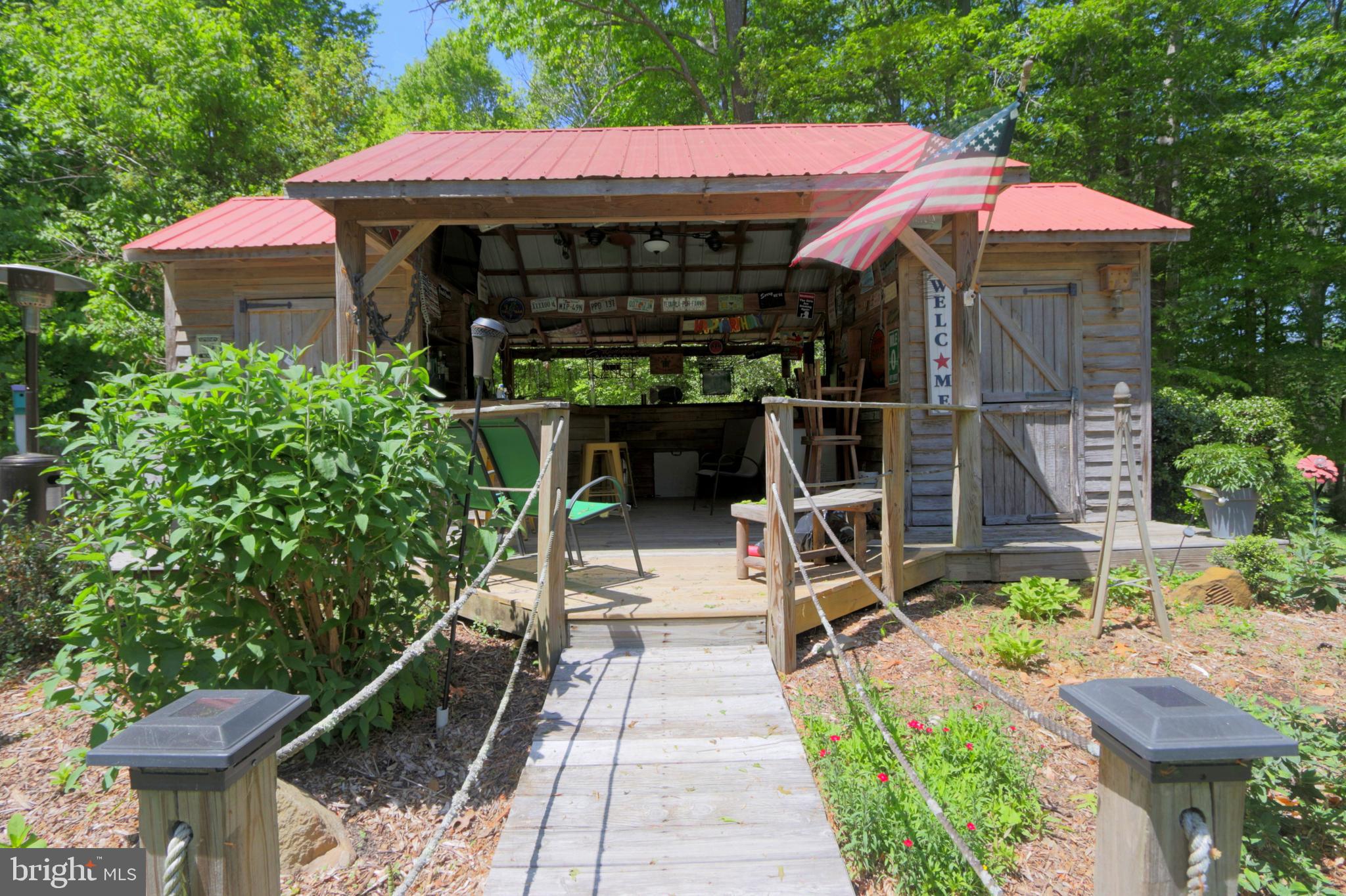 41 Wood Landing Road Fredericksburg, VA 22405 - Photo 44 of 79 a front view of a house with garden