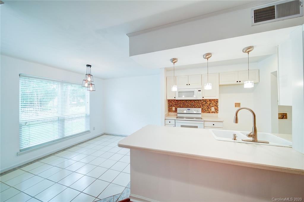 11013 Running Ridge Road Charlotte, NC 28226 - Photo 6 of 23