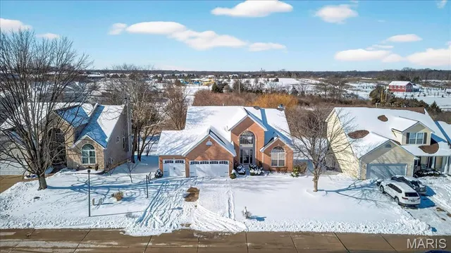 $499,900 | 221 Schroeder Grove Drive, Wentzville, MO 63385