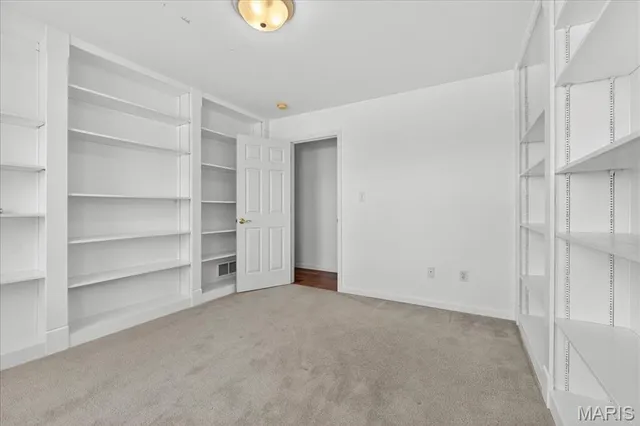 $499,900 | 221 Schroeder Grove Drive, Wentzville, MO 63385