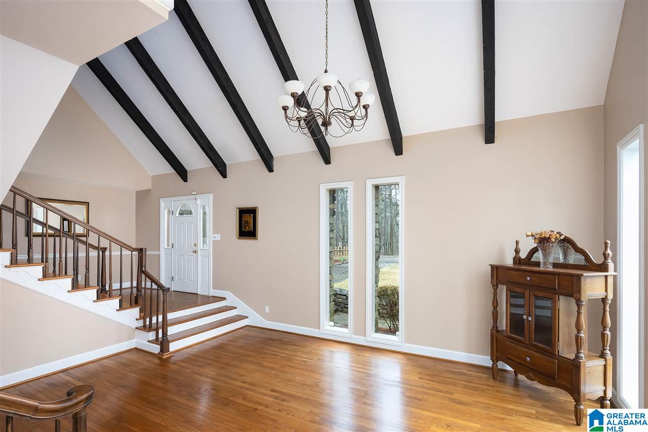 190 Miller Circle Pelham, AL 35124 - Photo 4 of 50