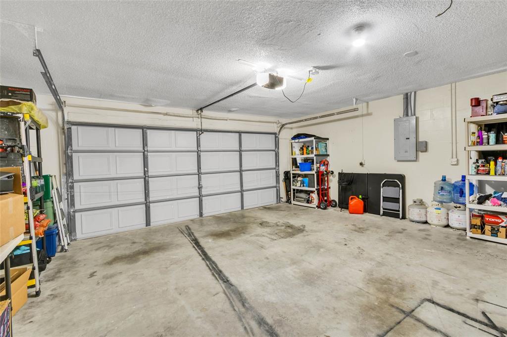 1372 Haulover Avenue Spring Hill, FL 34608 - Photo 28 of 40