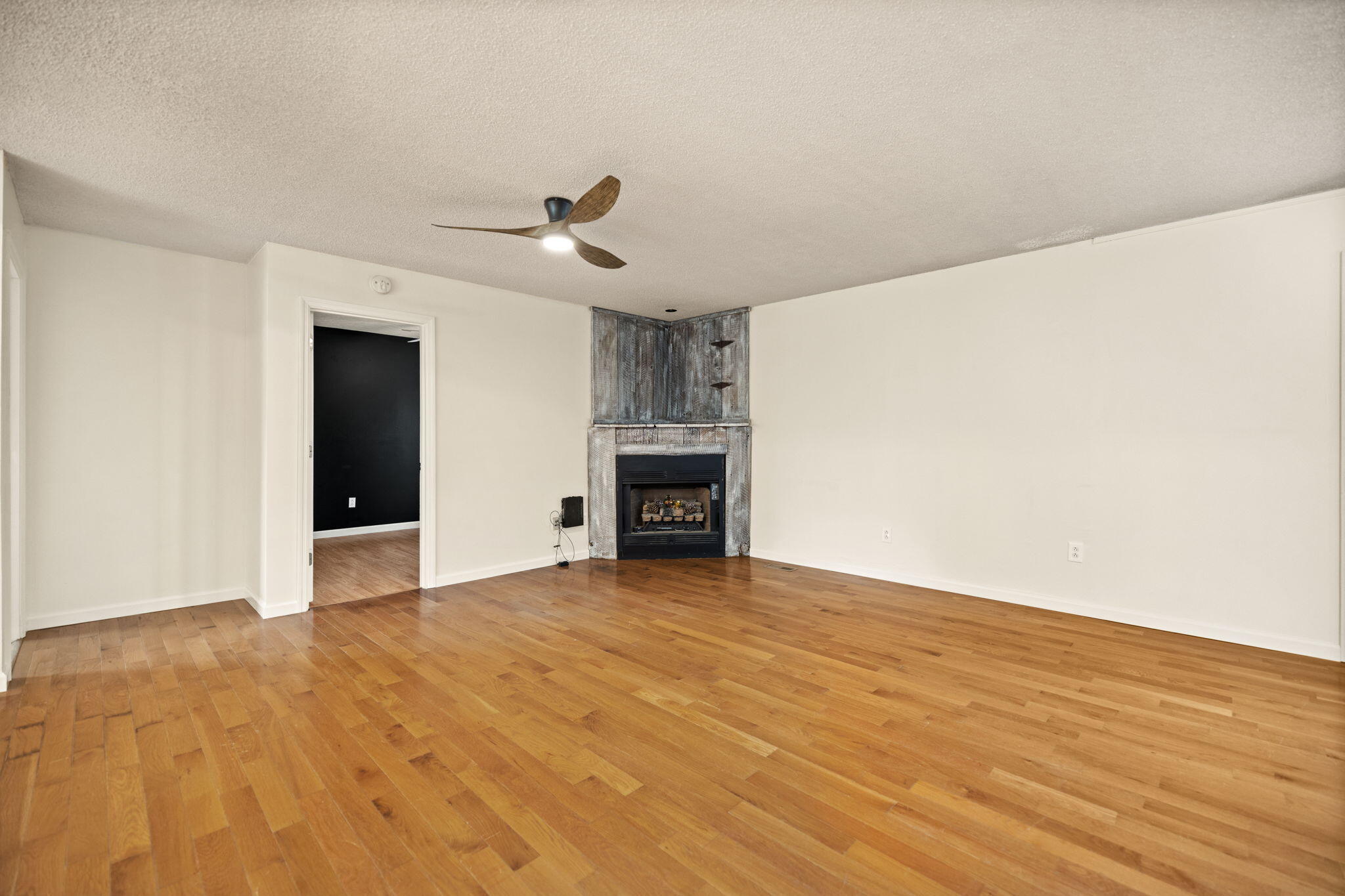 109 Ridgeway Road McKee, KY 40447 - Photo 2 of 42 2-web-or-mls-118A7876