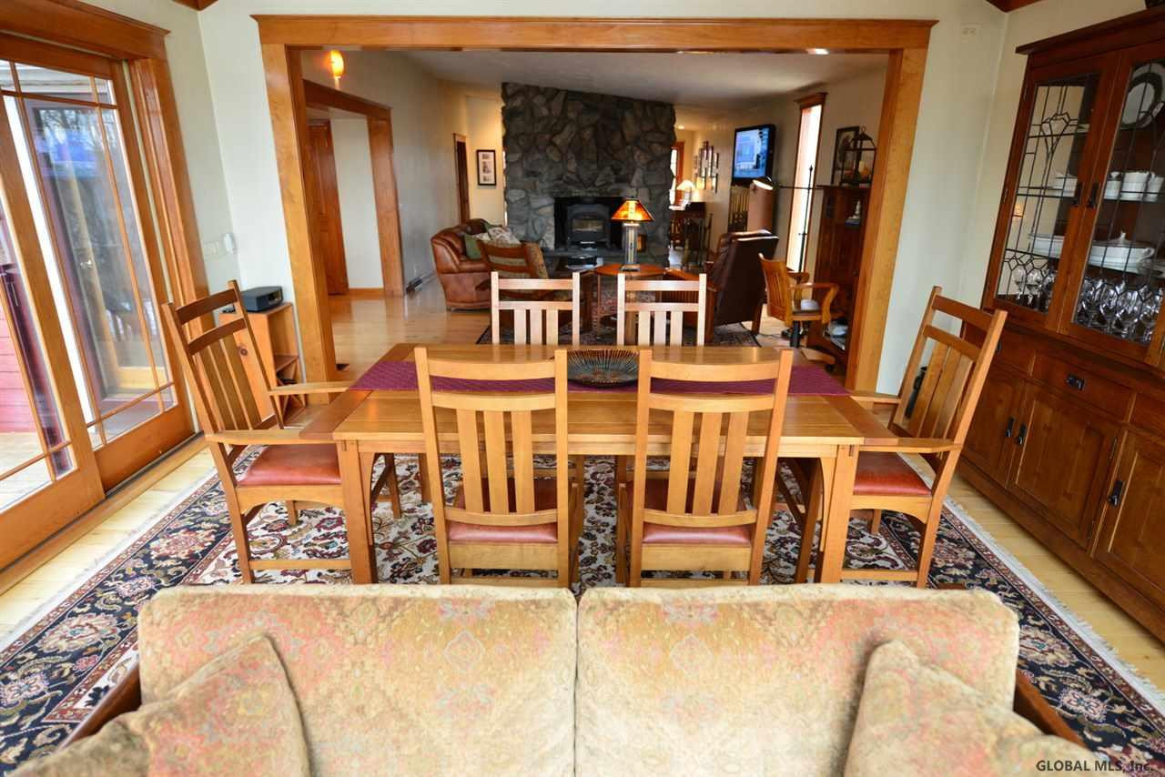 109 Mosher Road Bethlehem, NY 12077 - Photo 6 of 23 Photo 6