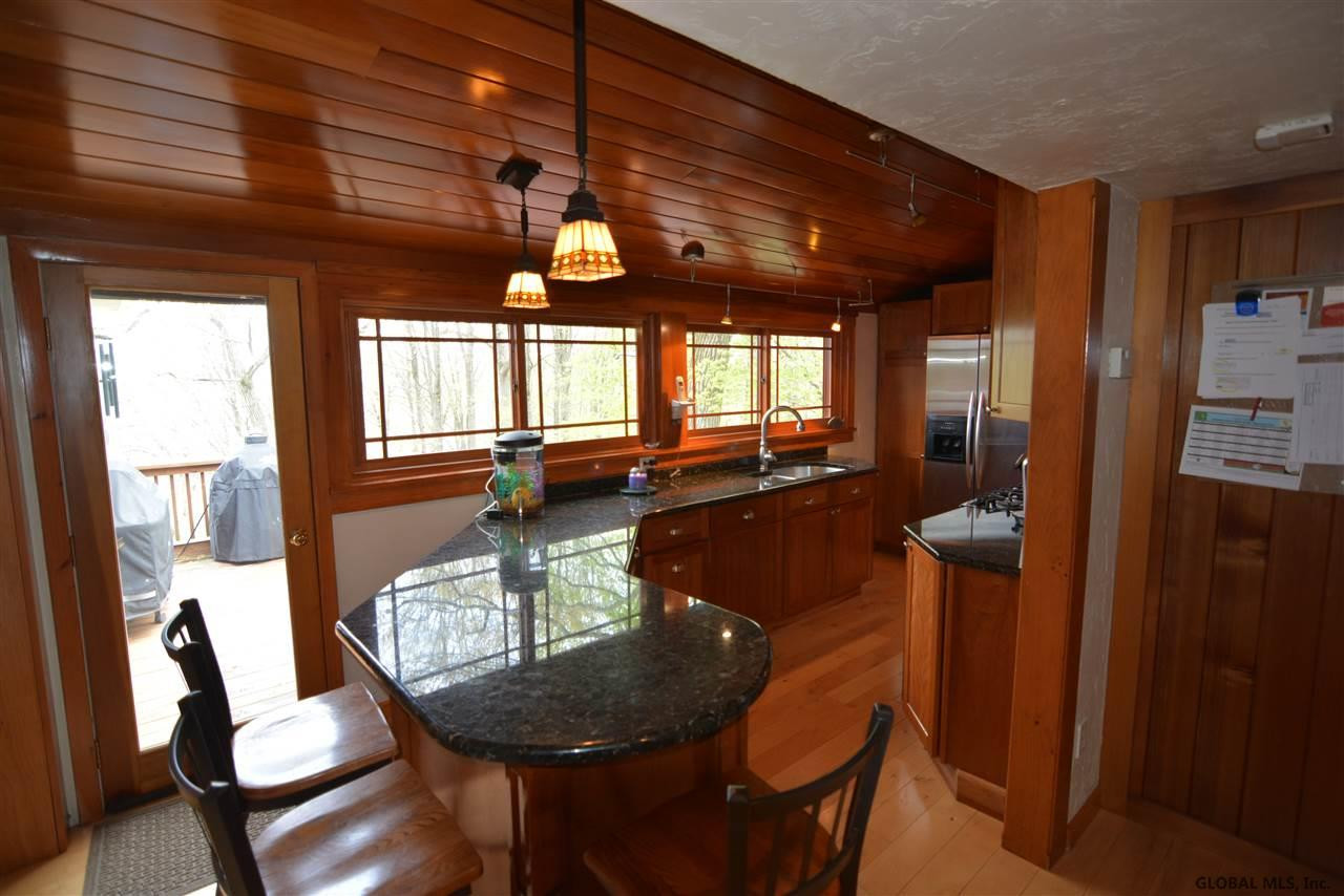109 Mosher Road Bethlehem, NY 12077 - Photo 8 of 23 Photo 8