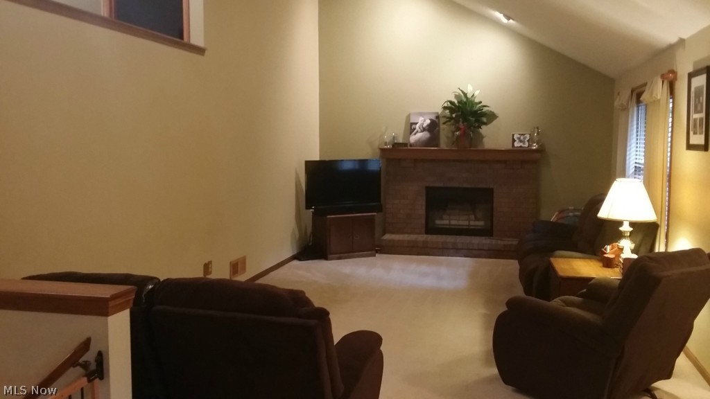 1658 Martin Road Mogadore, OH 44260 - Photo 8 of 20