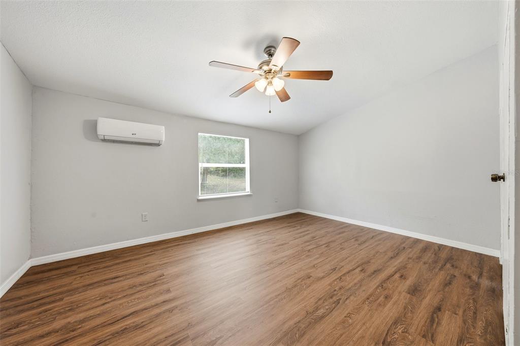 40404 Holly Branch Road Eustis, FL 32736 - Photo 20 of 38