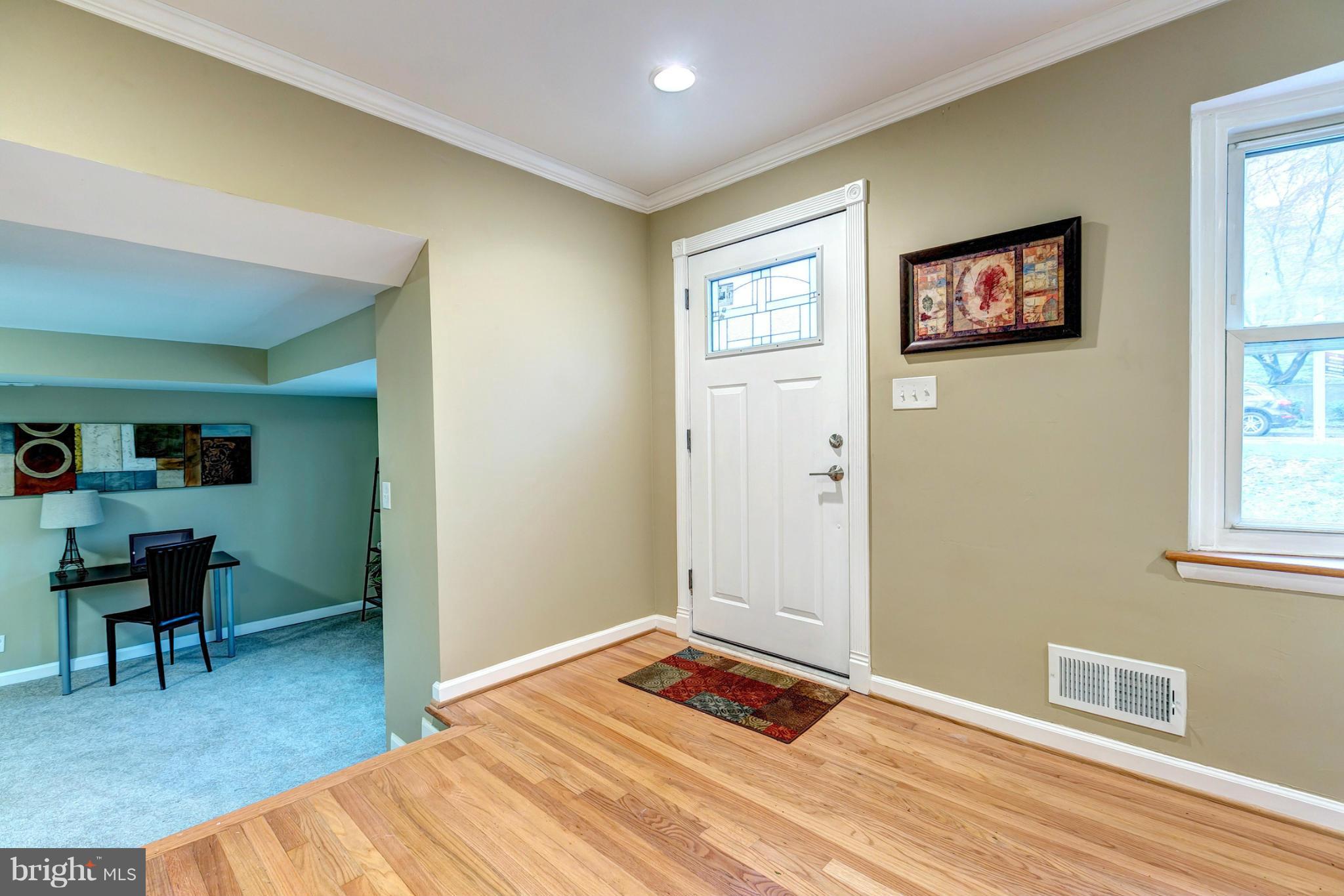 6708 Glenkirk Road Baltimore, MD 21239 - Photo 2 of 30 Elegant Crown Molding