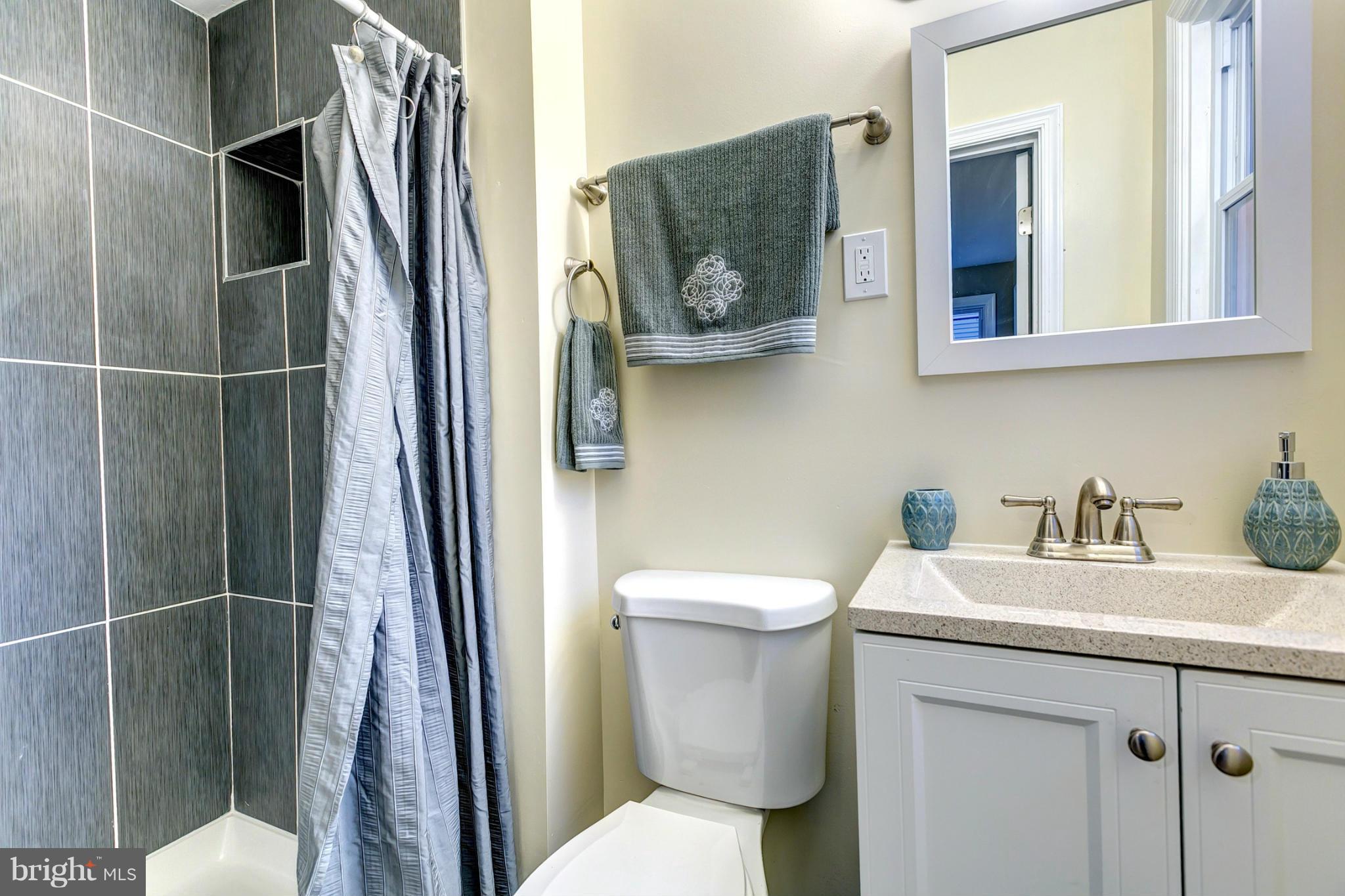 6708 Glenkirk Road Baltimore, MD 21239 - Photo 16 of 30 Spa-Like Private Full Bath