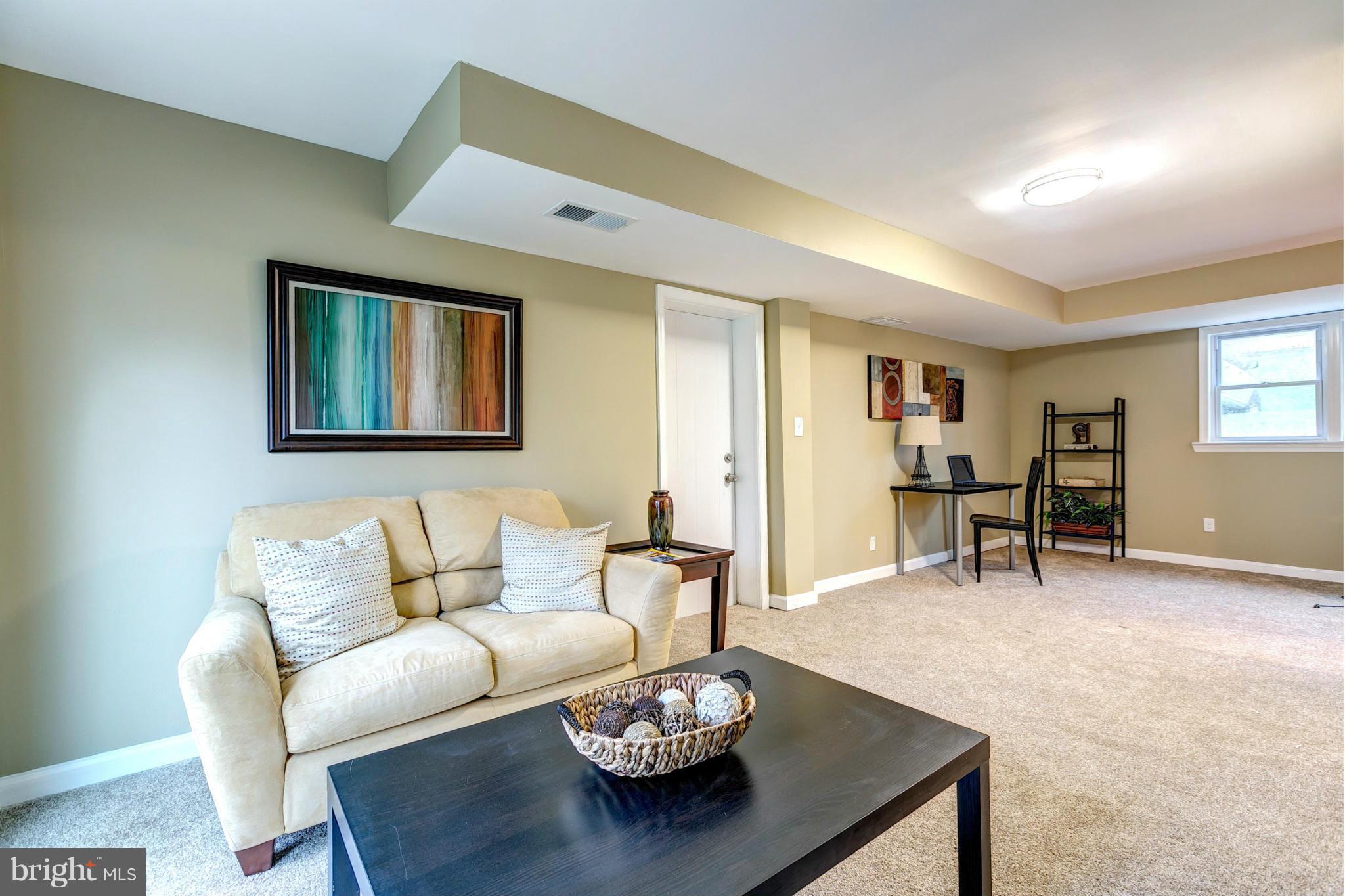 6708 Glenkirk Road Baltimore, MD 21239 - Photo 20 of 30 Split Level Family Room