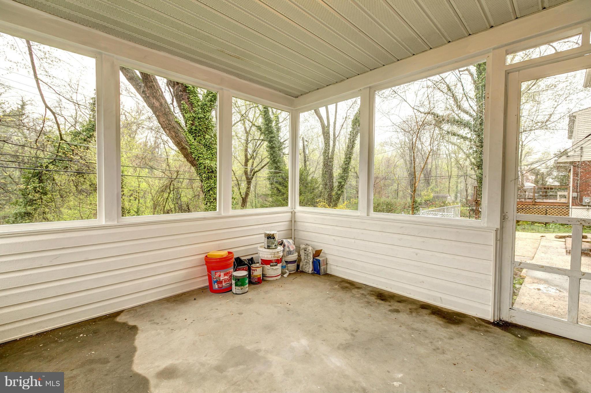 6708 Glenkirk Road Baltimore, MD 21239 - Photo 25 of 30 Sun Room