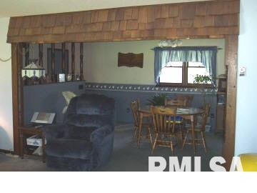 7175 East Piedmont Road Mount Vernon, IL 62864 - Photo 3 of 10