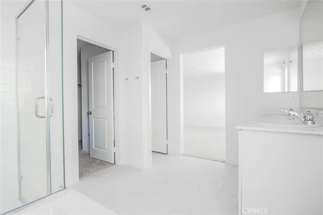 $3,900 | 4262 Empressa Circle, Lake Elsinore, CA 92530