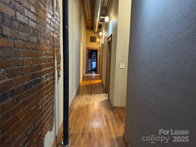 $1,550 | 110 Church Street Northwest, Lenoir, NC 28645