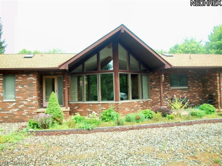 2215 Center Road Hinckley, OH 44233 - Photo 14 of 15 A closer look at the huge windows of the Great Room.