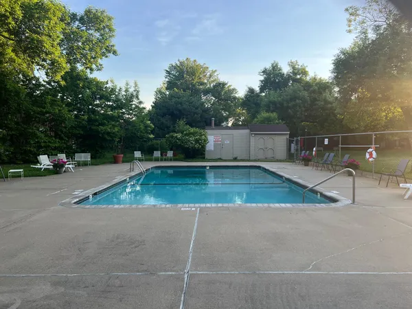 $1,400 | 7300 York Avenue South, Unit 2063, Edina, MN 55435