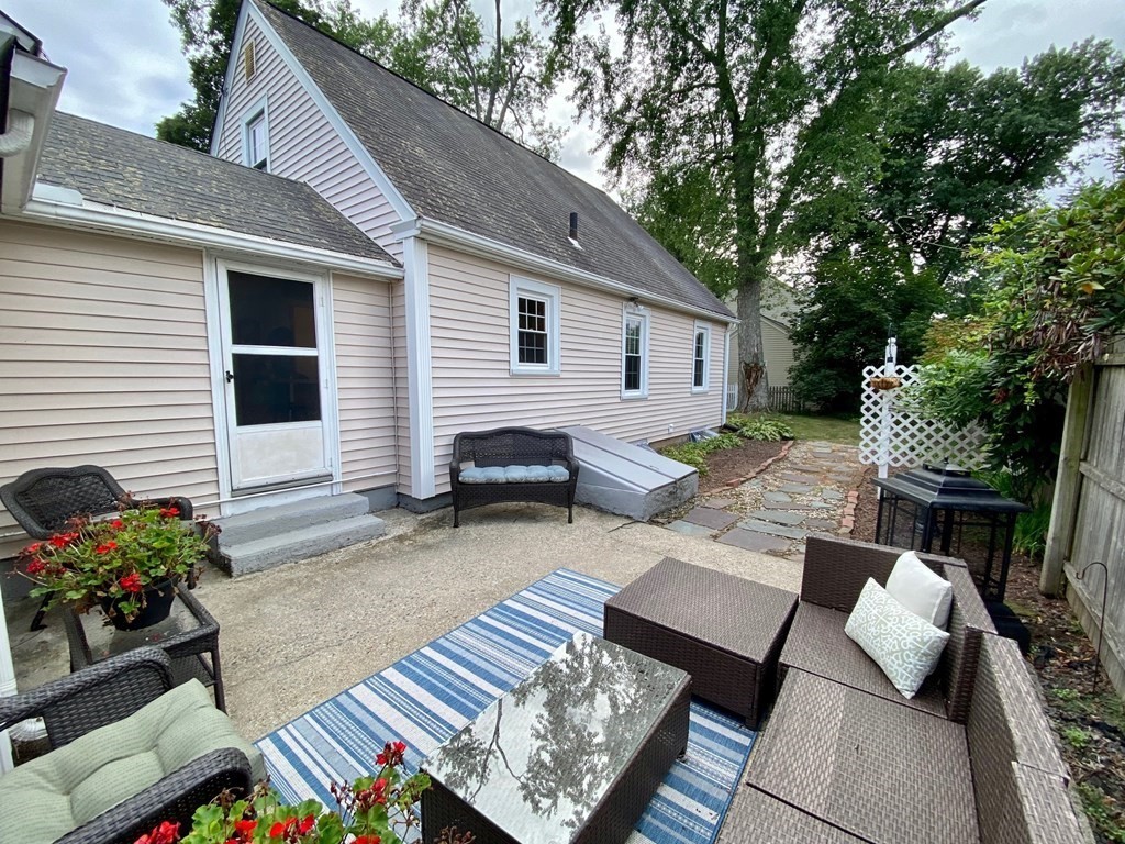 8 Mayfield Street Springfield, MA 01108 - Photo 29 of 30