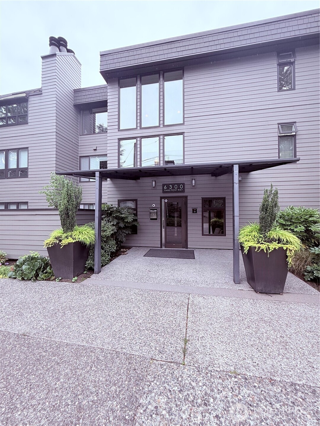 6300 Sand Point Way Northeast, Unit 103 Seattle, WA 98115 - Photo 22 of 26