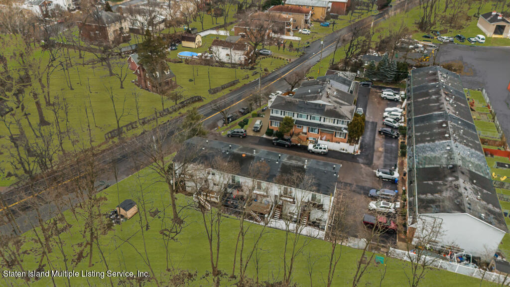 19 Seneca Loop Staten Island, NY 10314 - Photo 25 of 31 Aerial 3