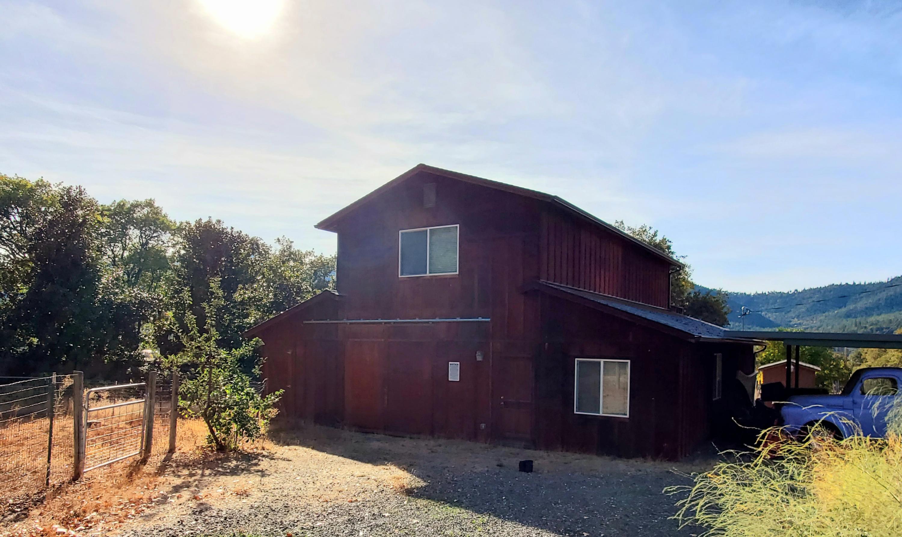 830 Upper Applegate Road Jacksonville, OR 97530 - Photo 32 of 38 20201022_171201