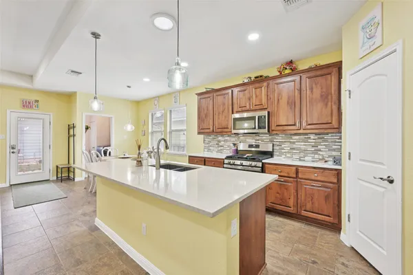 $349,900 | 1206 Sanders, Kyle, TX 78640