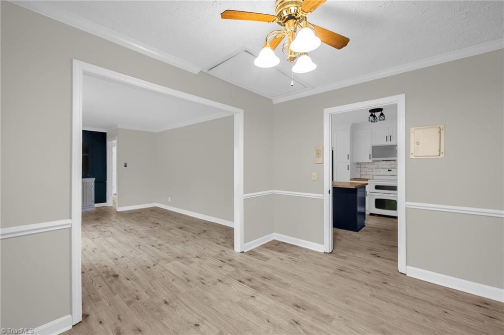 871 Gold Hill Road Madison, NC 27025 - Photo 11 of 38 Formal Dining Room