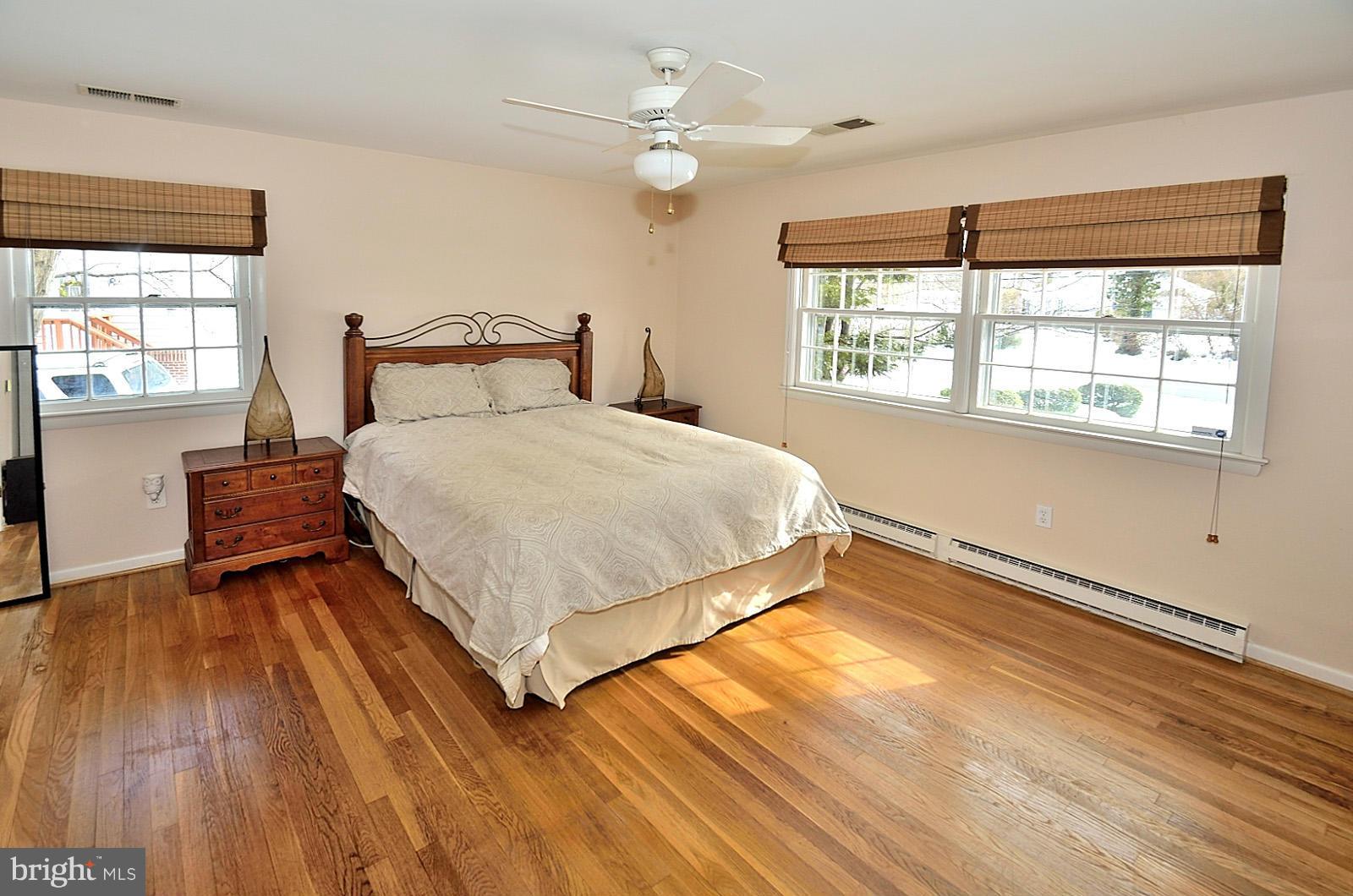 309 Dry Mill Road Southwest Leesburg, VA 20175 - Photo 10 of 22 Bedroom (Master)