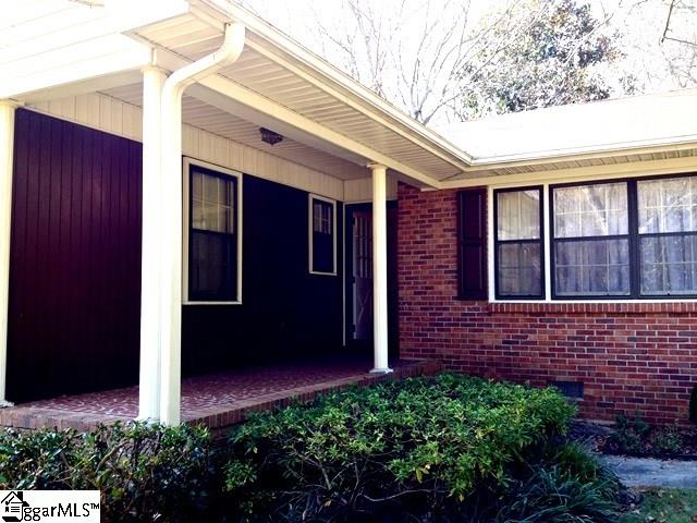 304 Howell Road Greenville, SC 29615 - Photo 3 of 35 Gallery Image 3