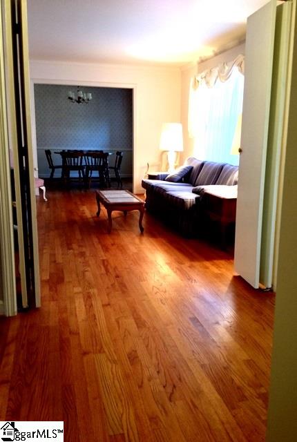 304 Howell Road Greenville, SC 29615 - Photo 8 of 35 Gallery Image 8