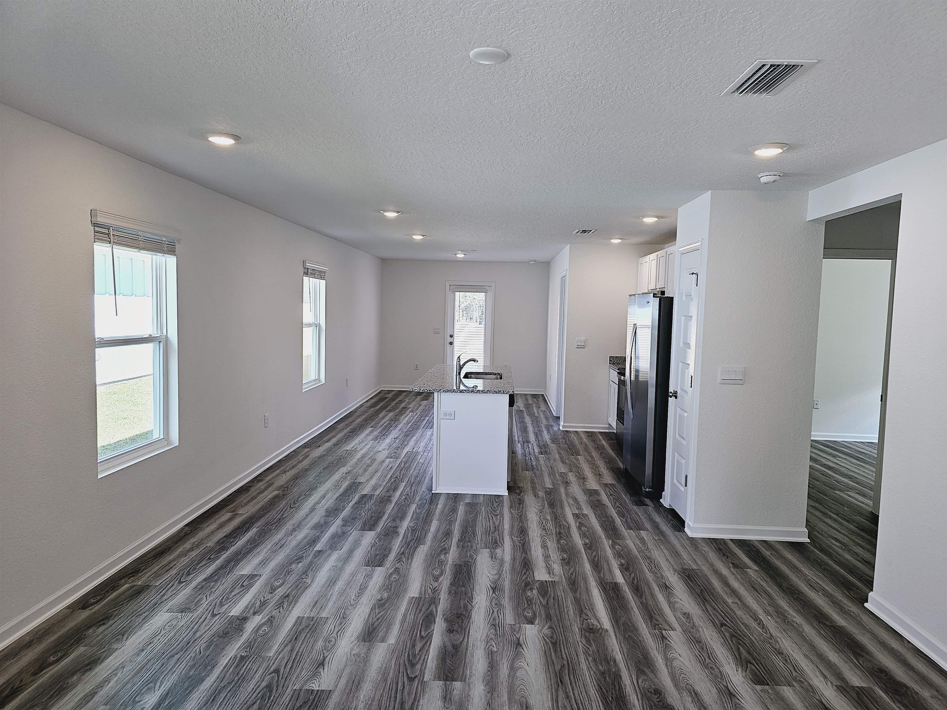 8733 Summer Bay Lane Foley, AL 36535 - Photo 4 of 18