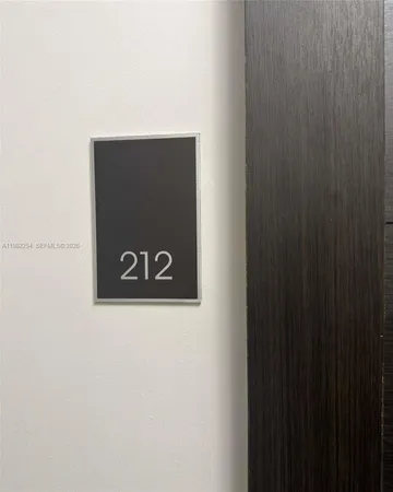 $2,600 | 2851 Northeast 183rd Street, Unit 212E, Aventura, FL 33160