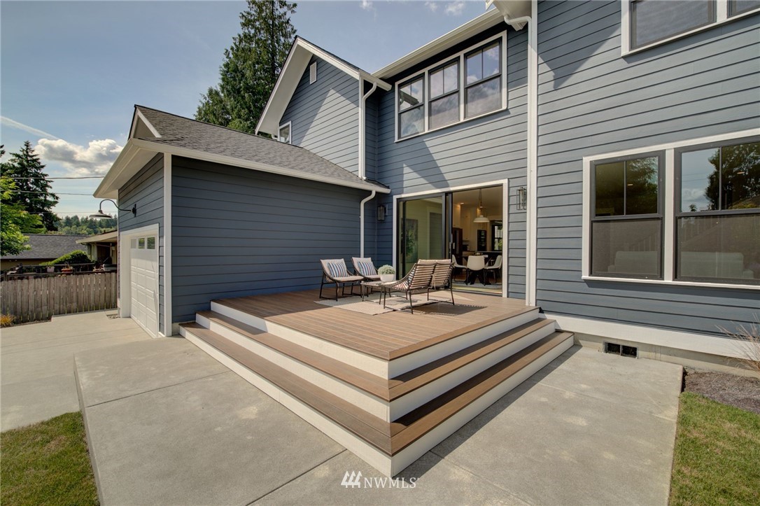 10121 Northeast 190th Street Bothell, WA 98011 - Photo 15 of 26 Gallery Image 15