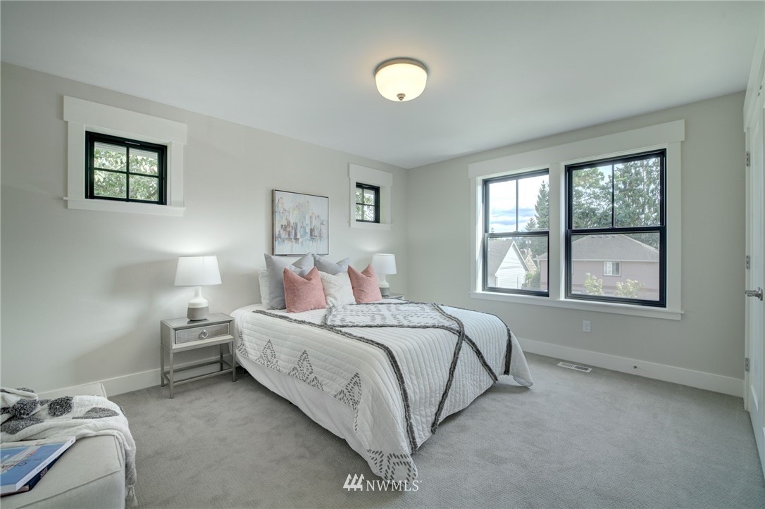 10121 Northeast 190th Street Bothell, WA 98011 - Photo 24 of 26 Gallery Image 24