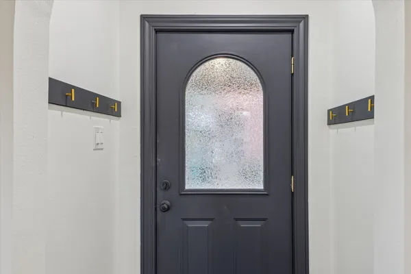 a close view of door with washer