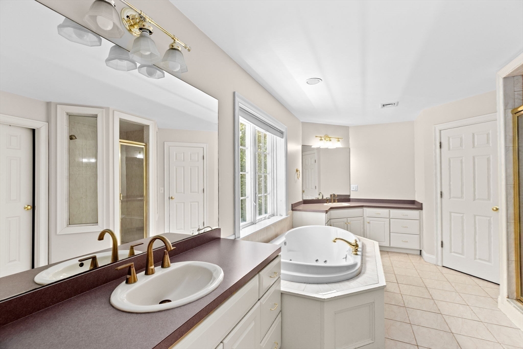 76 Clapp Road Scituate, MA 02066 - Photo 21 of 33